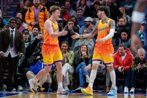 开云官网-全员火力在线！小桥：队里有三个稳定得分点 我不介意退居二线