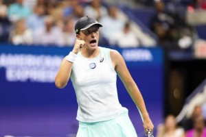 开云官网-斯瓦泰克诠释何为No.1 心魔让萨巴伦卡再“卡四”