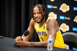 开云入口-阿里扎受伤牵一发动全身，湖人赛季初要调整方向？