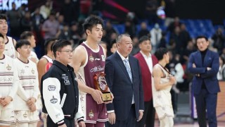 从黄金一代到邹雨宸MVP，薪火相传铸就经典全明星