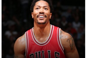 亦敌亦友！詹姆斯祝贺罗斯1号球衣退役：🌹🙌🏾👏🏾